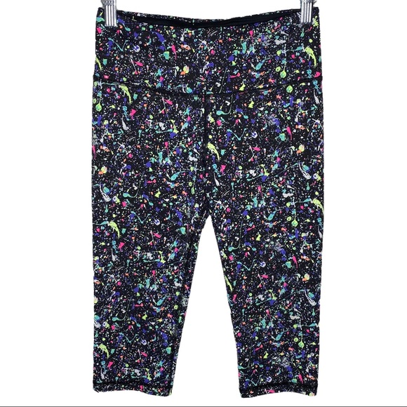 Victoria's Secret Knockout Crop Power Up Glow in the Dark Leggings - Picture 1 of 8